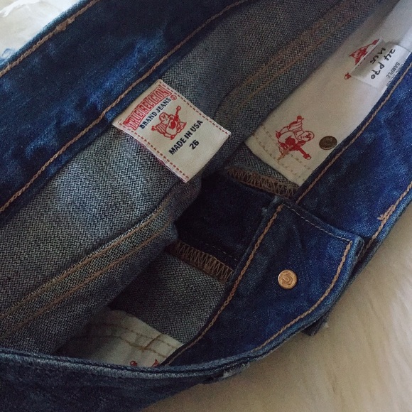 True Religion Blue Short Jean - Picture 4 of 4